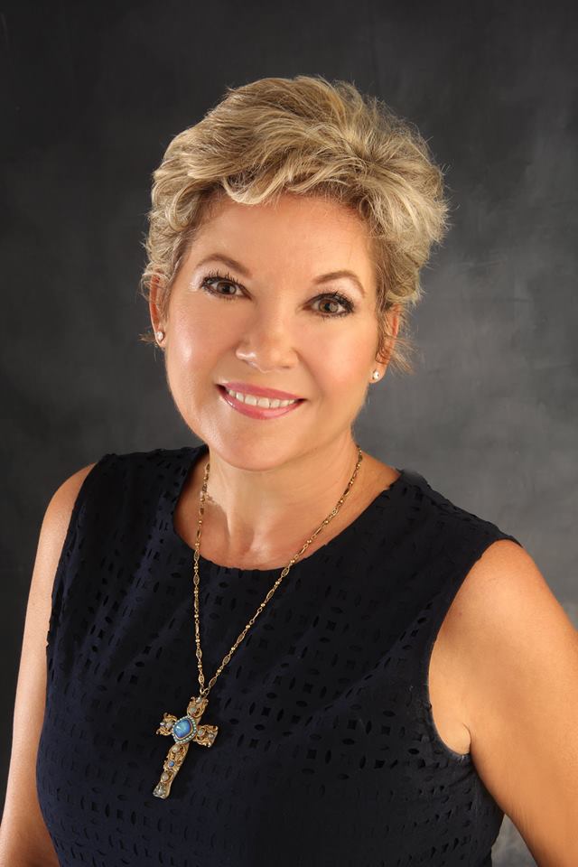 Elizabeth  Holliman